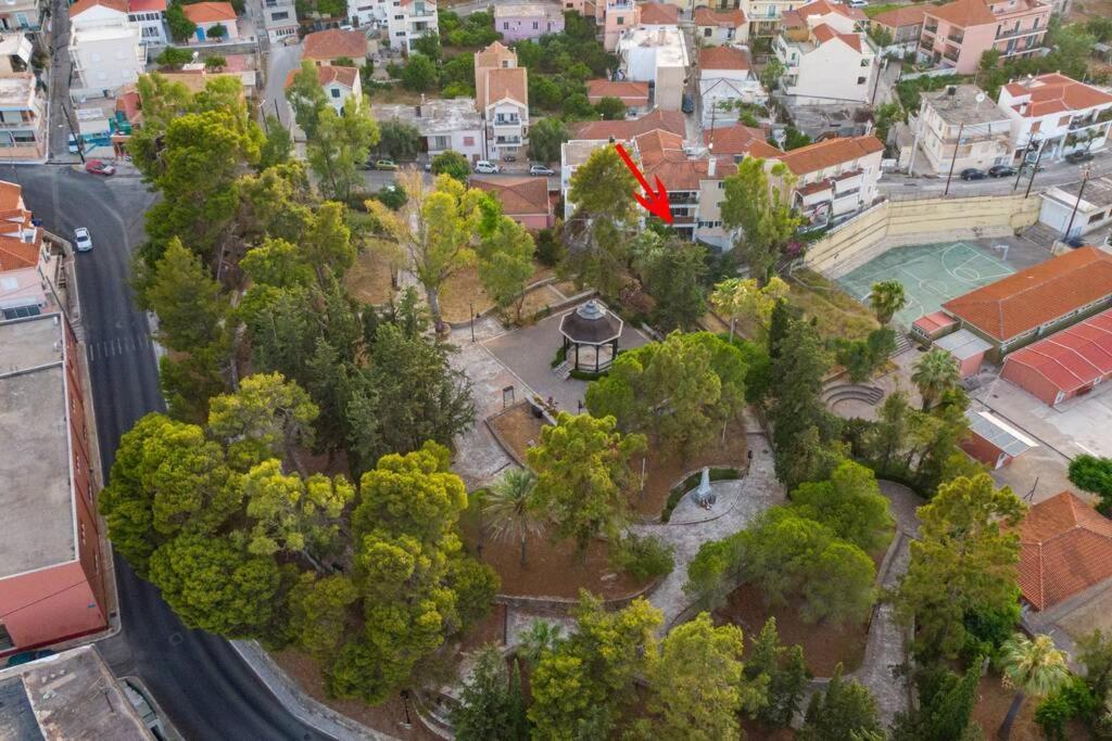 Central & Elegant Suite With Private Garden Αργοστόλι Εξωτερικό φωτογραφία