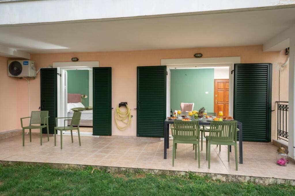 Central & Elegant Suite With Private Garden Αργοστόλι Εξωτερικό φωτογραφία