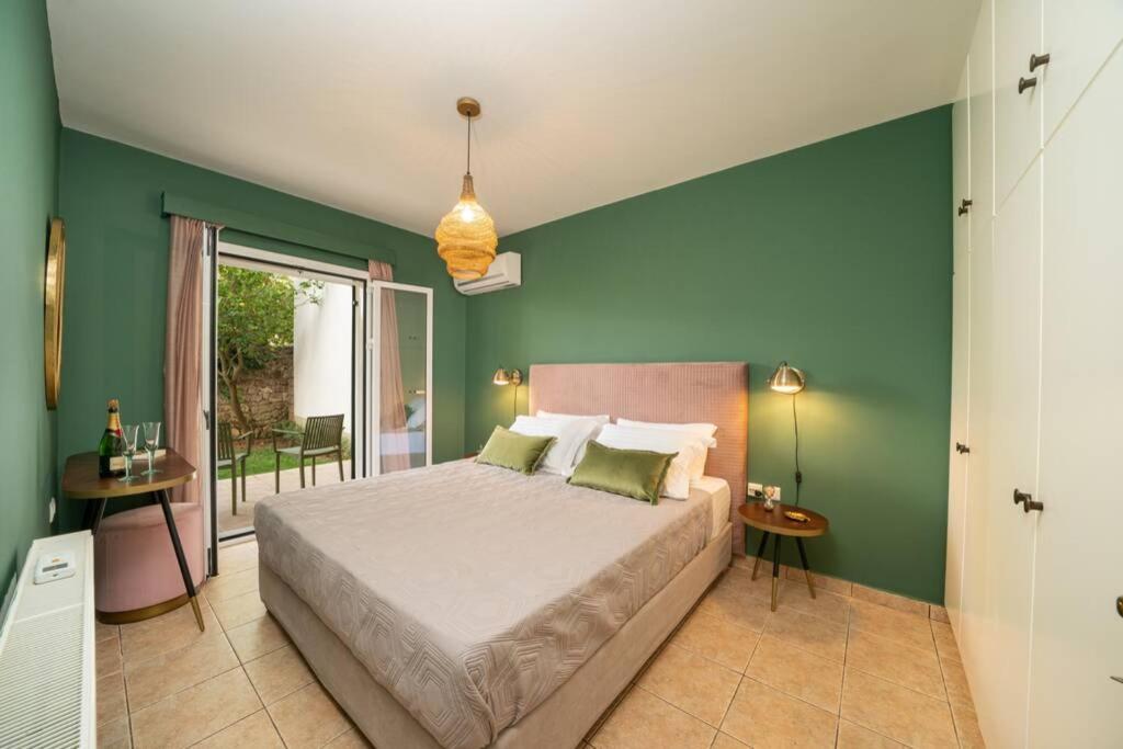 Central & Elegant Suite With Private Garden Αργοστόλι Εξωτερικό φωτογραφία